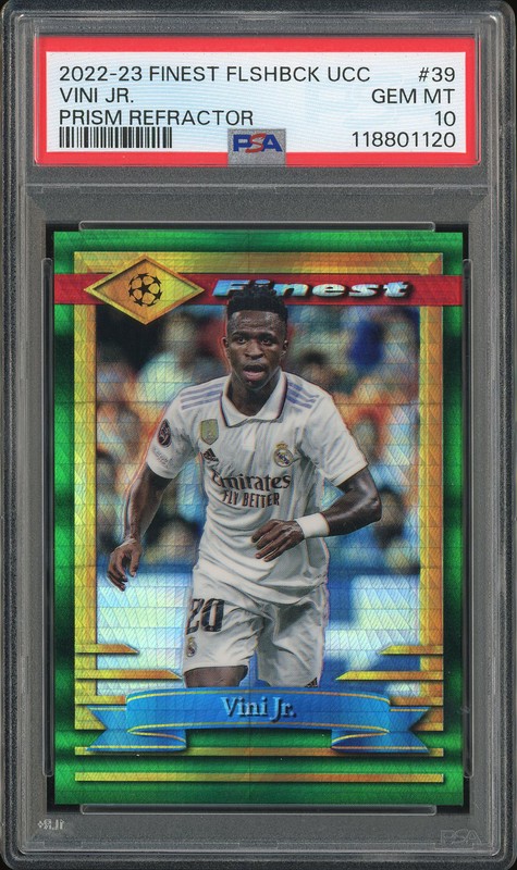2022-23 Topps Finest Flashback UEFA Club Competitions Vini Jr. #39 Green Prism Refractor /35 PSA 10