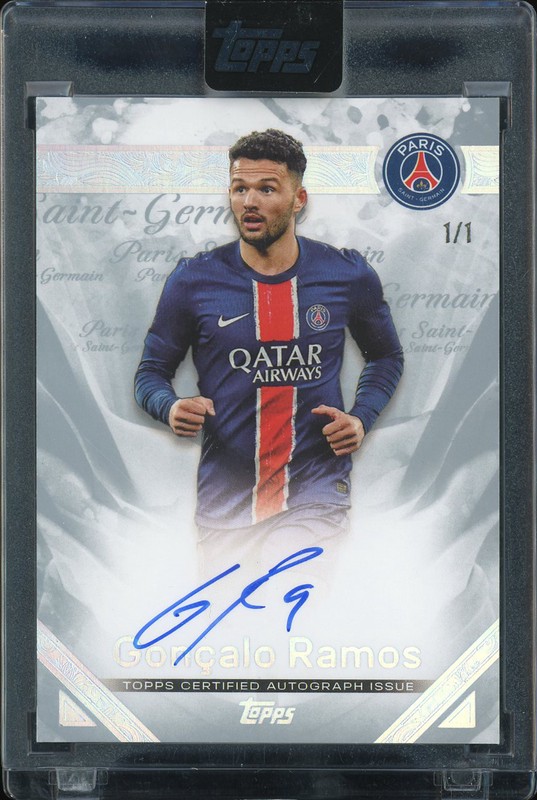 2024-25 Topps Exhibition Paris Saint-Germain Ruffled Autograph Gonçalo Ramos #RA-GR Autograph 1/1